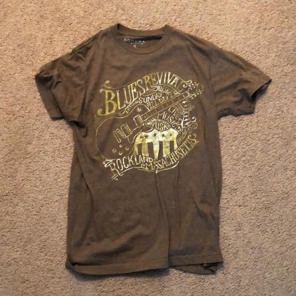 5 ⭐️ Vintage T-Shirt!